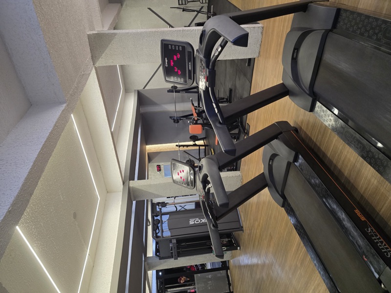 Espaço de cardio e musculação do Estúdio AR